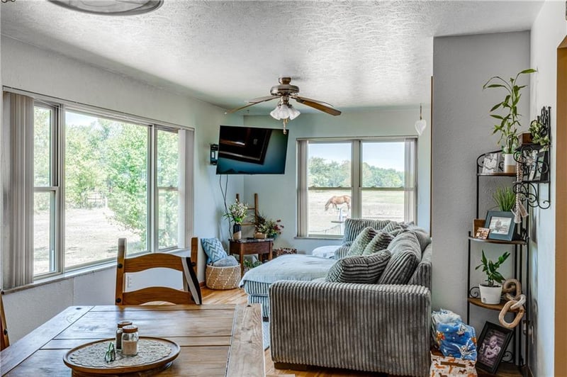 6801 SE 60th St, Riverton, KS 66770