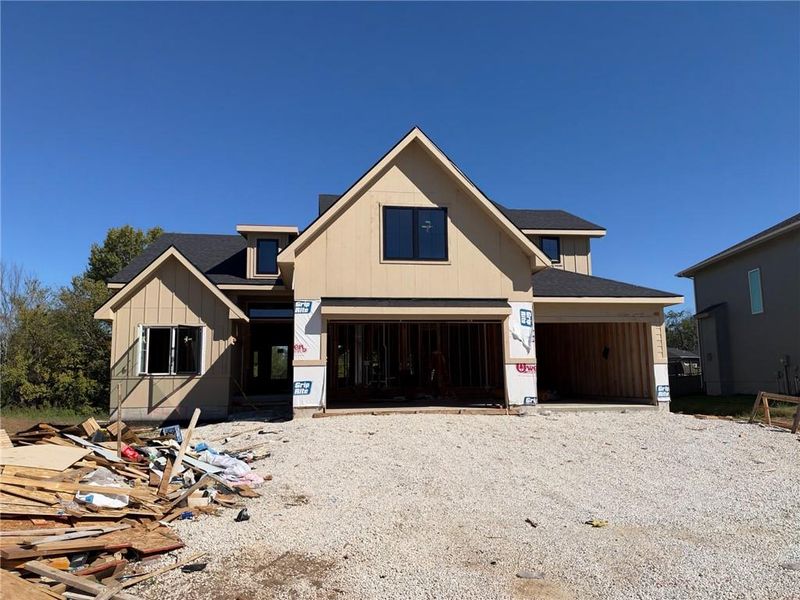 18481 Mohawk Ln, Overland Park, KS 66085