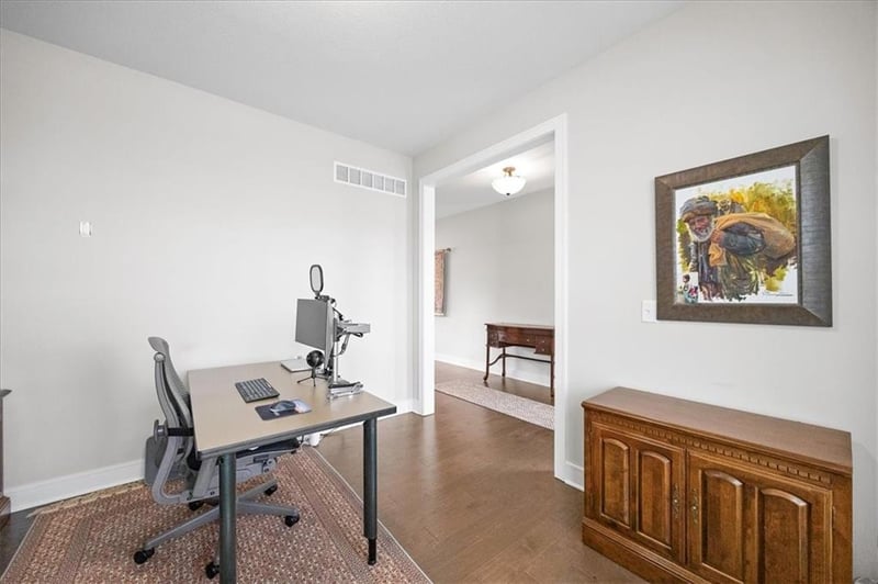500 SW Brummel Rd, Lee's Summit, MO 64081