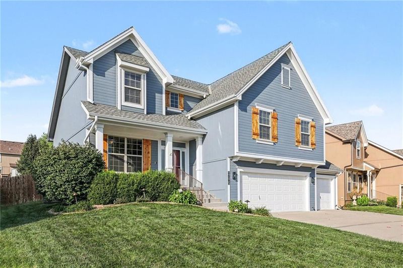 1705 NW 93rd St, Kansas City, MO 64155