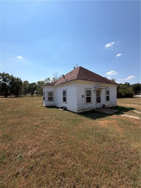 211 Charles St, Humboldt, KS 66748