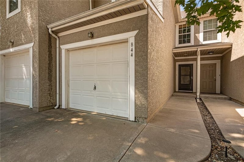 844 S Woodson Ct, Gardner, KS 66030