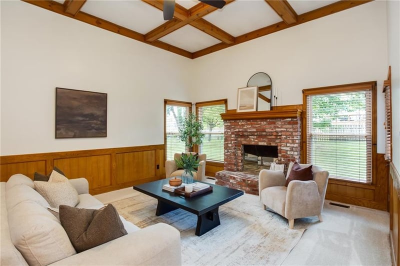 8018 Alden St, Lenexa, KS 66215
