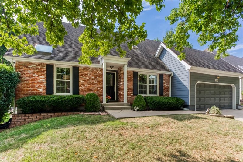 8018 Alden St, Lenexa, KS 66215