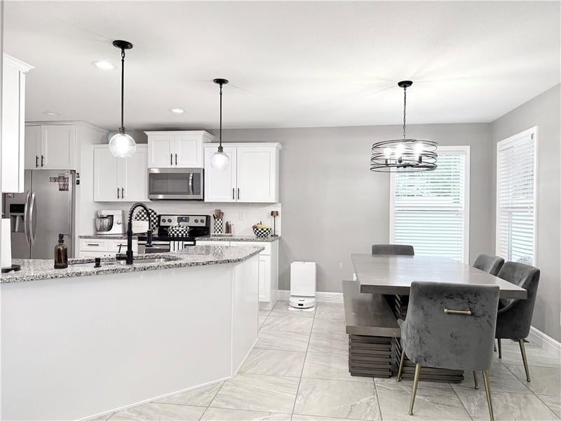 504 Katy Cir, Sedalia, MO 65301