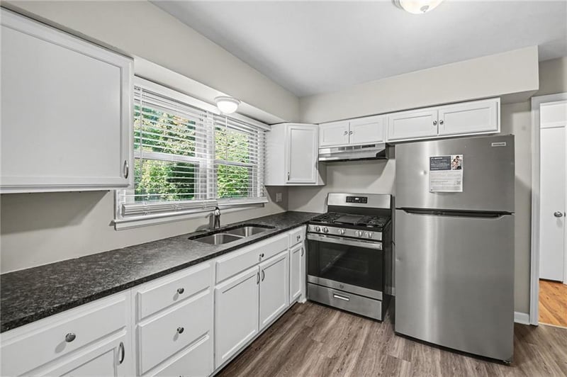 5201 NE 42nd St, Kansas City, MO 64117