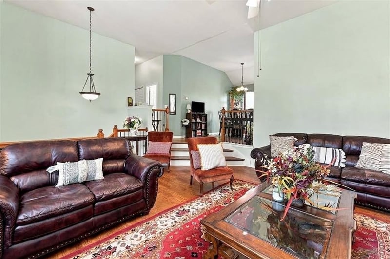728 S Maple St, Gardner, KS 66030