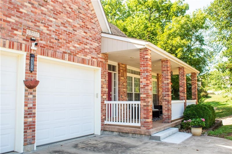 19515 E 11th Ter N, Independence, MO 64056