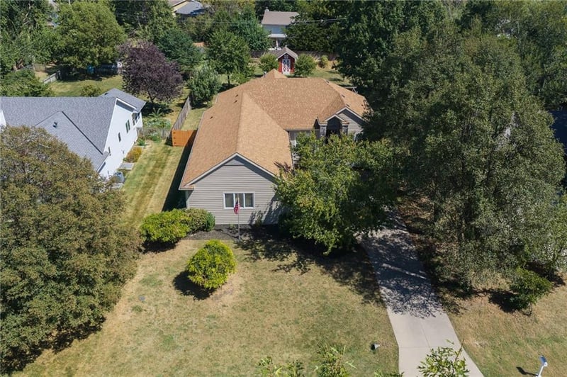 1104 Wagon Wheel Rd, Lawrence, KS 66049