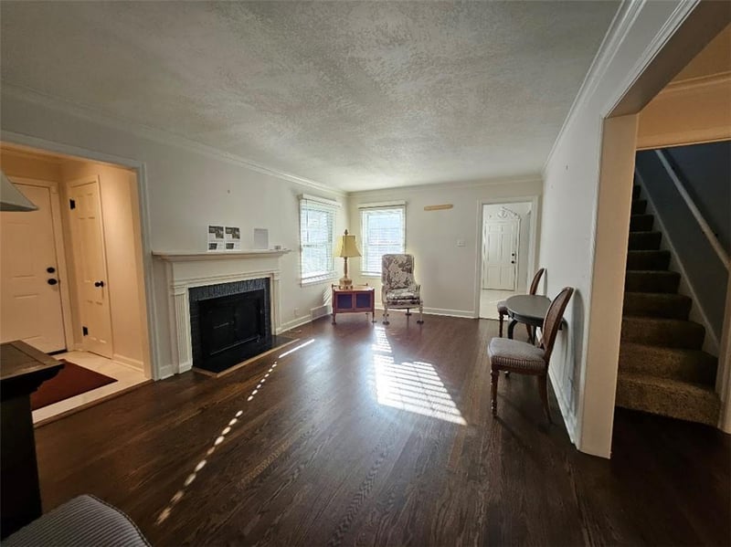 3753 N Grand Ave, Kansas City, MO 64116