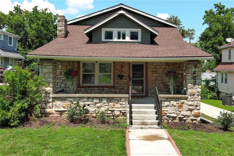 1462 E 78th St, Kansas City, MO 64131