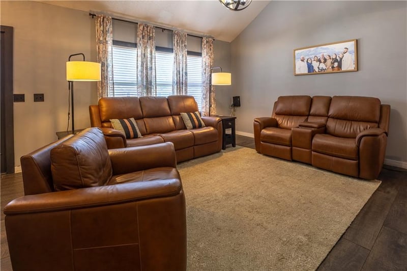621 Shepherd Rd, Lawson, MO 64062