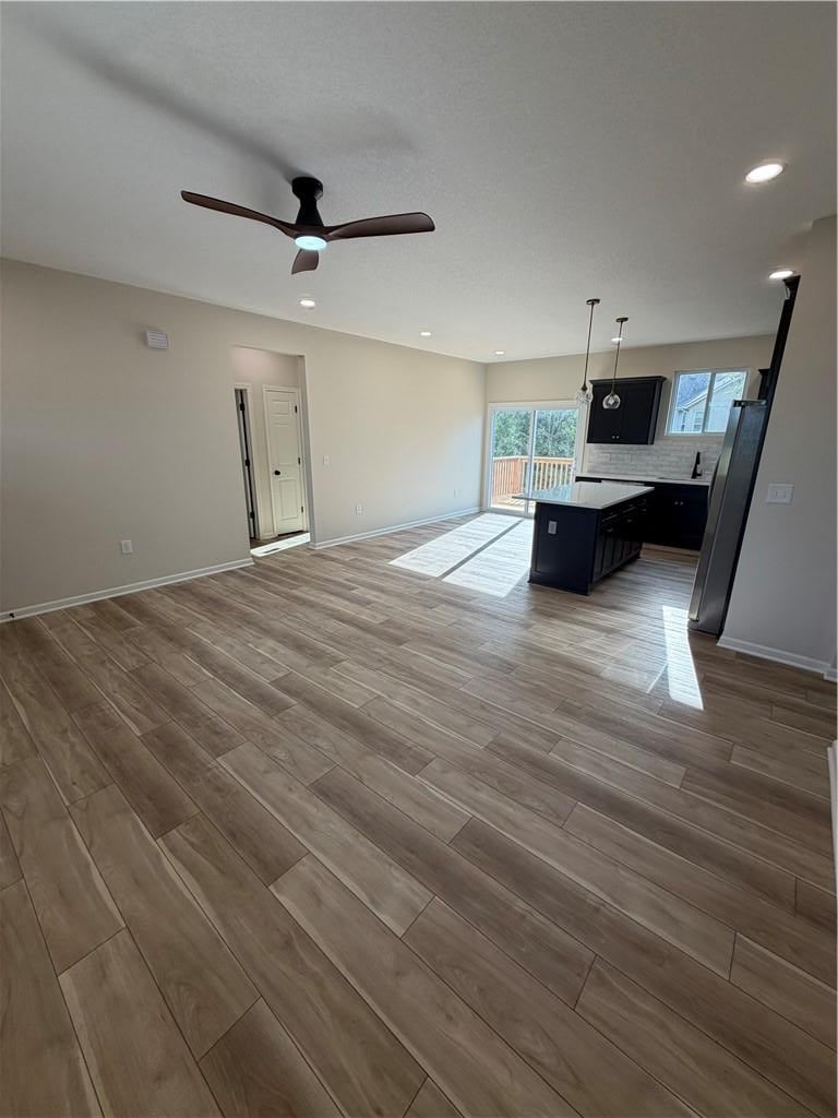 1415 Thomas Dr, Louisburg, KS 66053