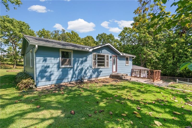 4516 NW Gleason Rd, Kansas City, MO 64151