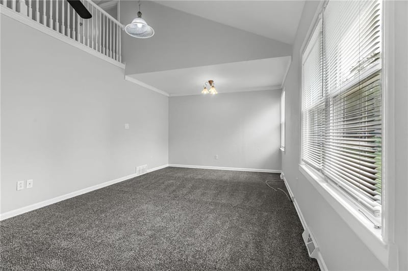 506 E 165th St, Belton, MO 64012