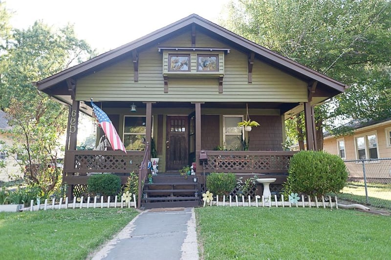 620 S Hardy Ave, Independence, MO 64053