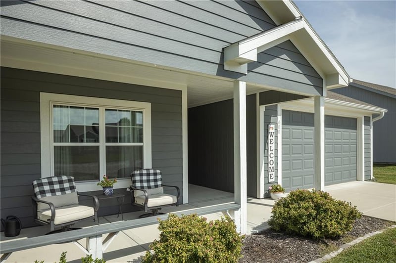 400 NE Chestnut Ct, Oak Grove, MO 64075