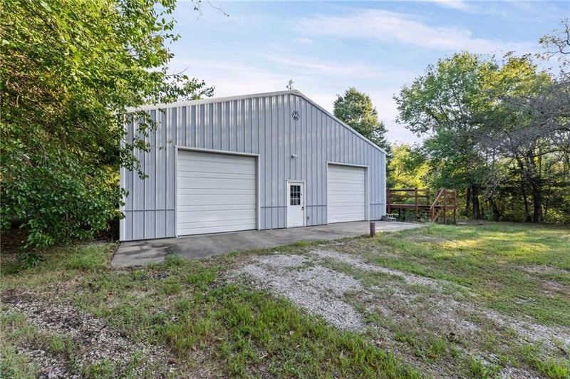 39041 Railroad Ave, Osawatomie, KS 66064