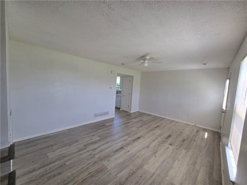 4305-07 E 139th St, Grandview, MO 64030