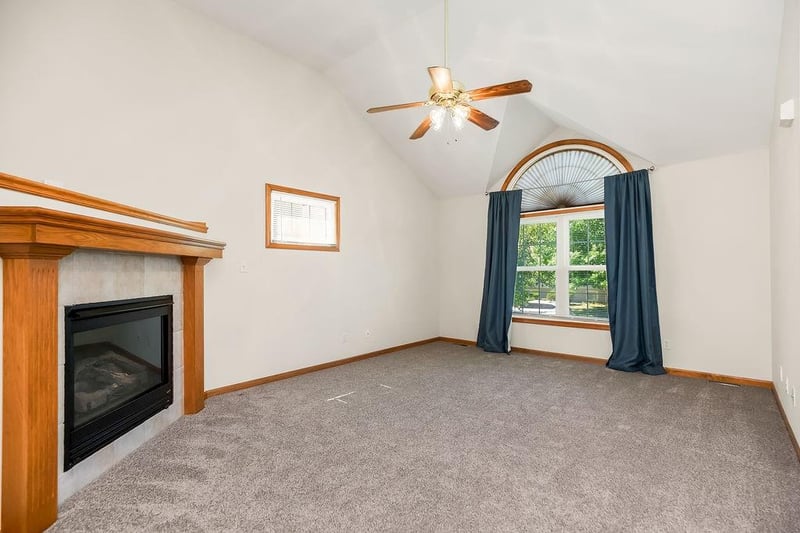 4401 Broadway Ter, Leavenworth, KS 66048
