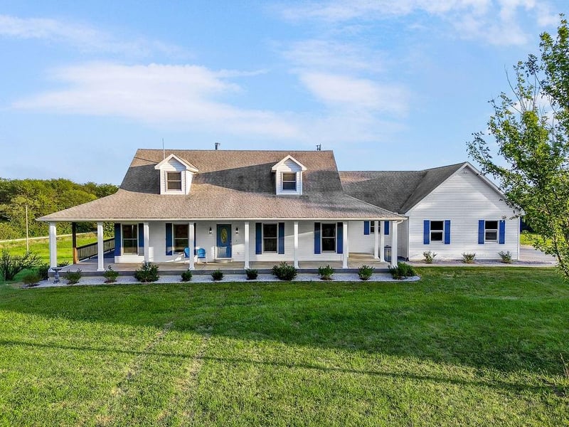 5318 SW Mcculloch Rd, Plattsburg, MO 64477