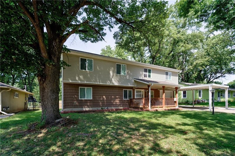 11424 Palmer Ave, Kansas City, MO 64134