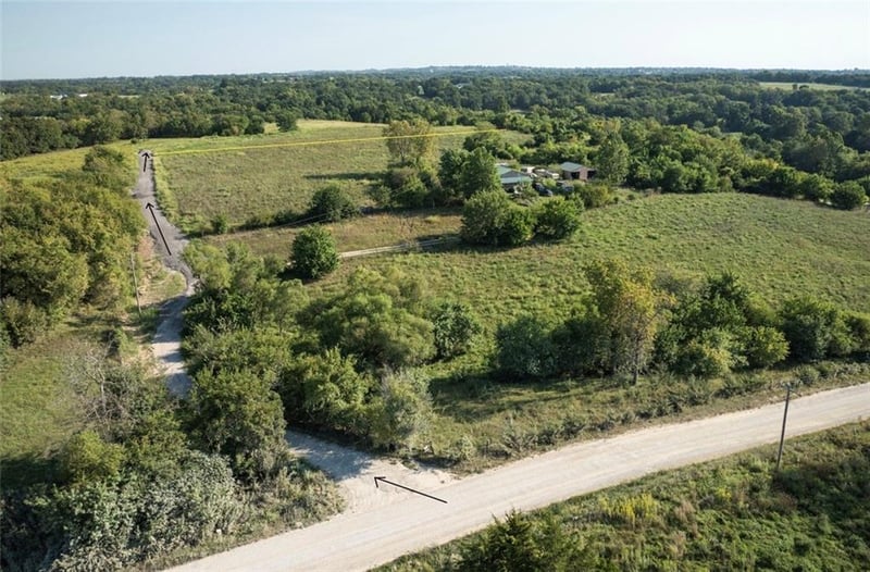 6155 Newton Rd, Odessa, MO 64076