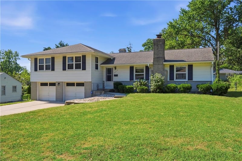 3013 NE 49th Ter, Kansas City, MO 64119