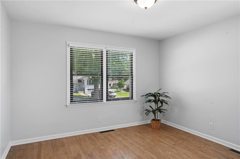 3013 NE 49th Ter, Kansas City, MO 64119
