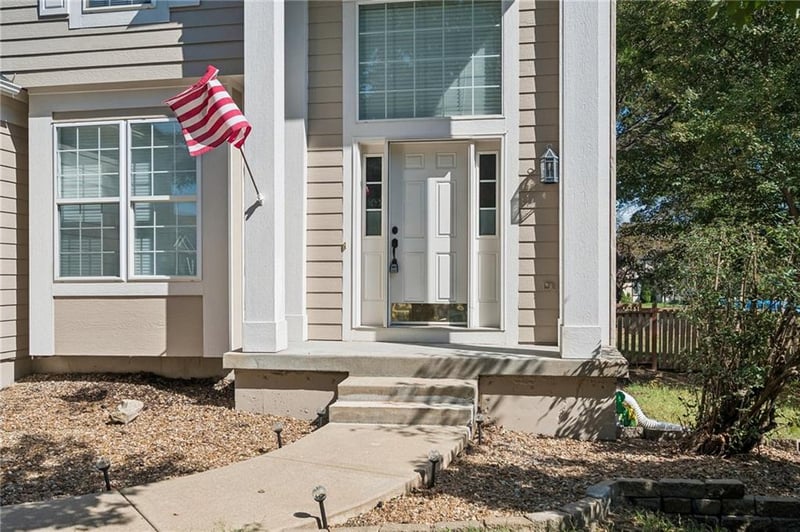 15113 W 156th Ter, Olathe, KS 66062