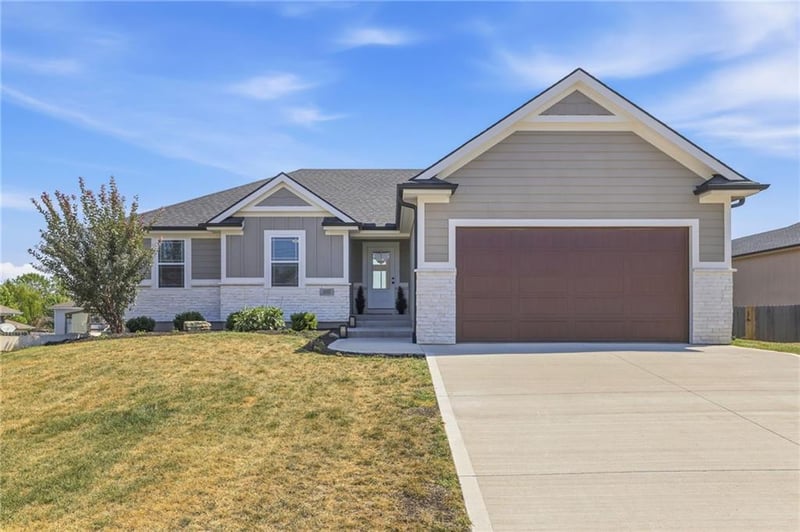 305 S Wilson St, Archie, MO 64725