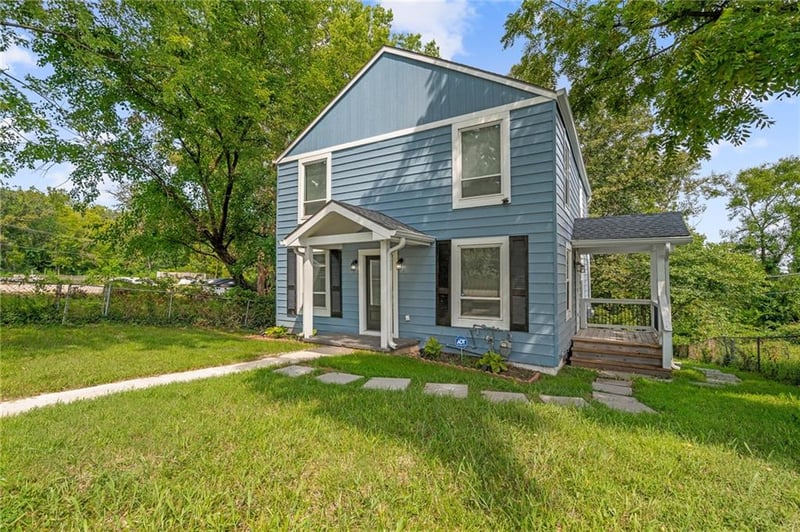 2909 Topping Ave, Kansas City, MO 64129