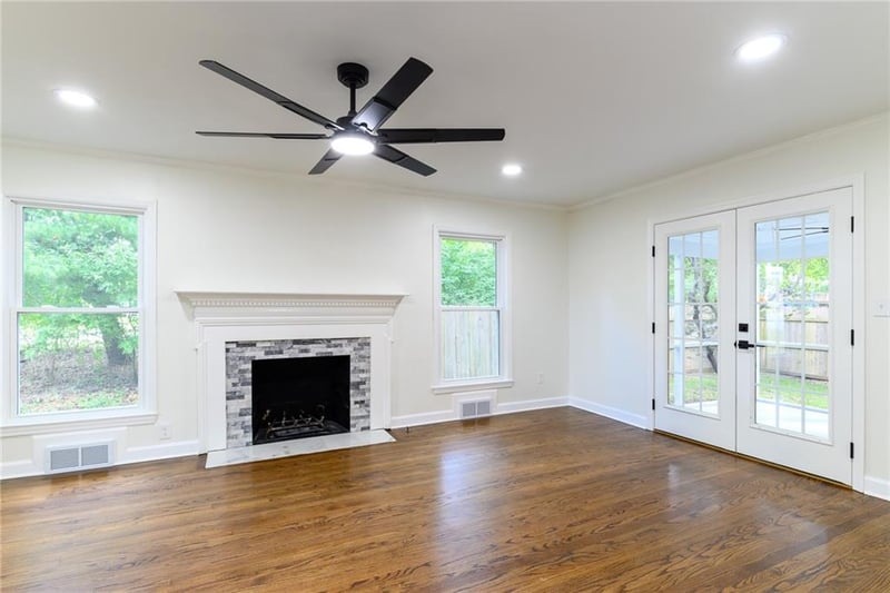 2001 W 79 St, Prairie Village, KS 66208