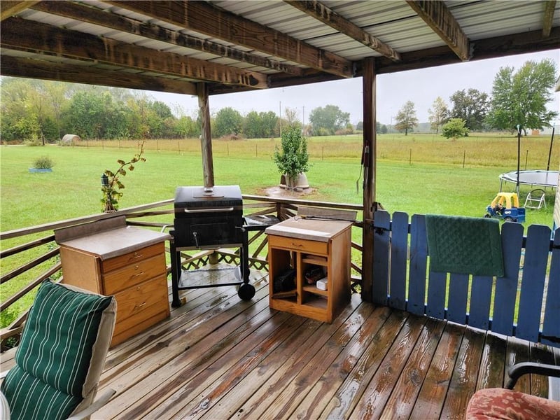 333 SE 901st Rd, Clinton, MO 64735