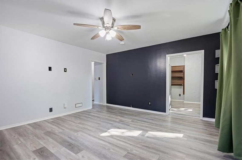 4705 Reinhardt Dr, Roeland Park, KS 66205