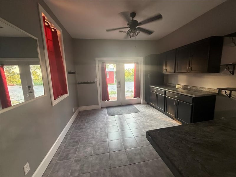 778 Highland Ave, Lexington, MO 64067