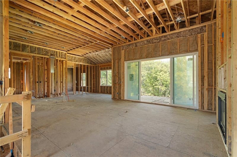 25006 W 89th St, Lenexa, KS 66227