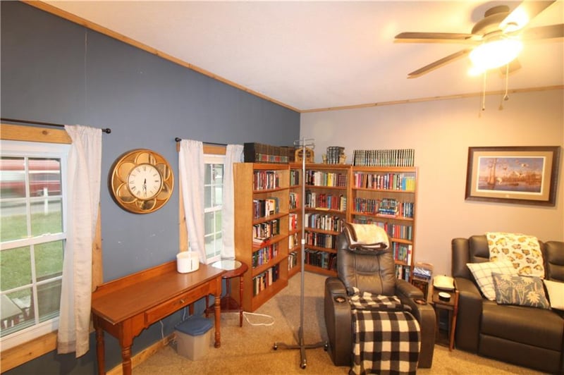 504 Goldengate St, Robinson, KS 66532