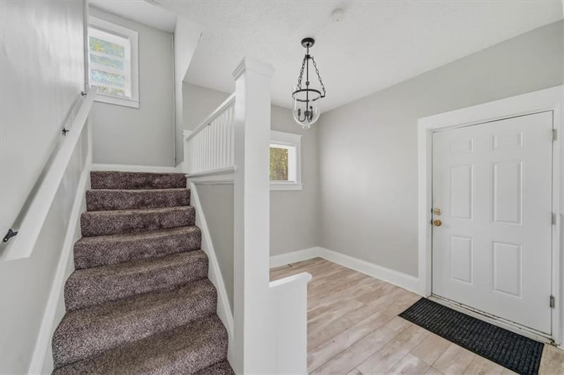 3601 E 60th St, Kansas City, MO 64130