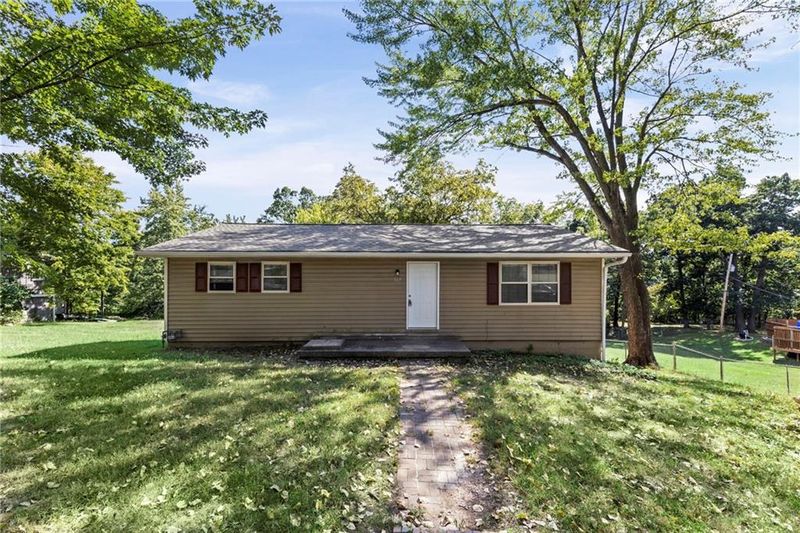 307 E 165th St, Belton, MO 64012