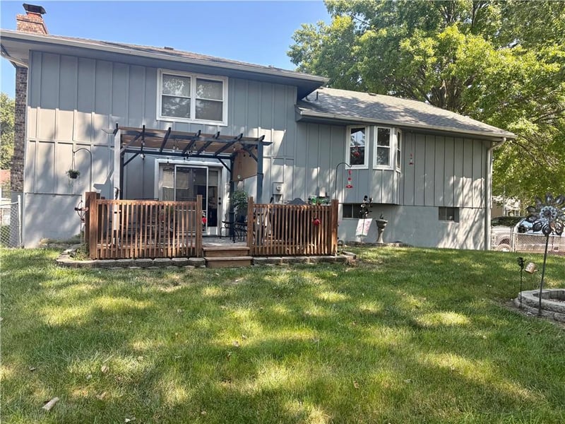 6407 E 140th Ter, Grandview, MO 64030