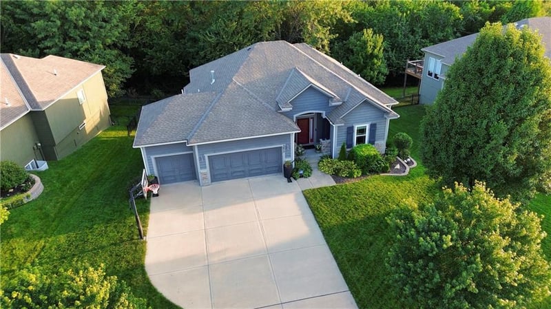 2473 W Elm St, Olathe, KS 66061