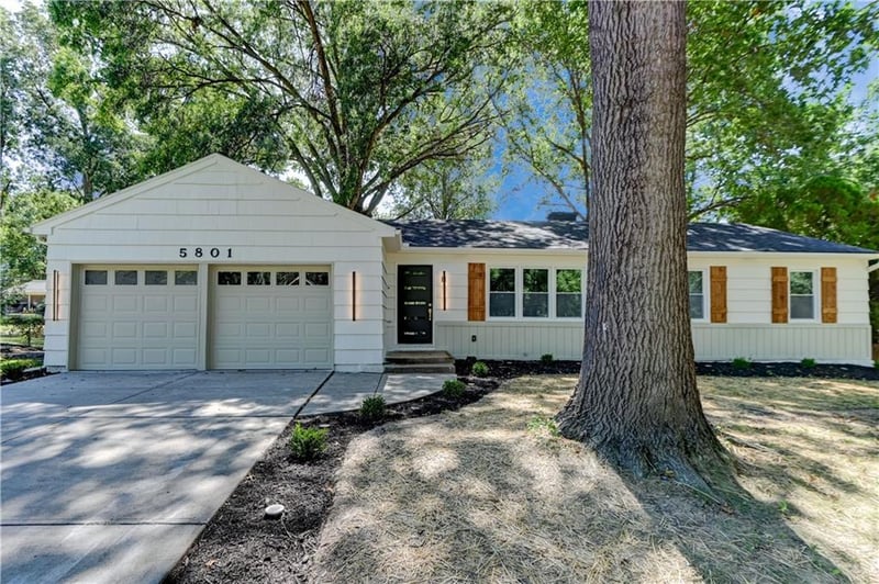 5801 W 99th St, Overland Park, KS 66207