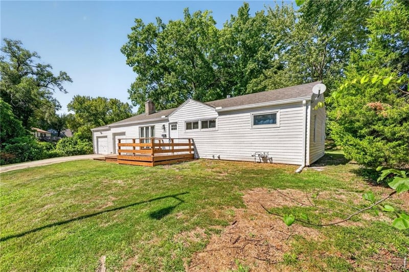 5609 N Lenox Ave, Kansas City, MO 64151