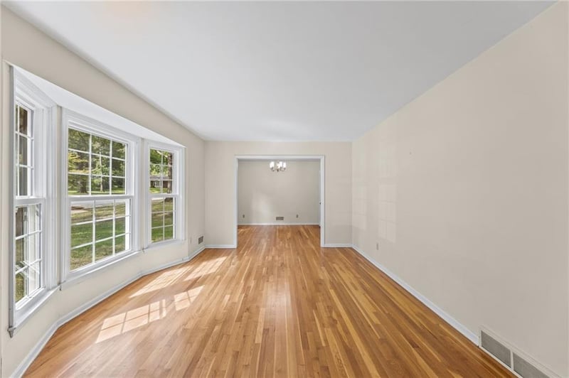 512 E 117th Ter, Kansas City, MO 64131