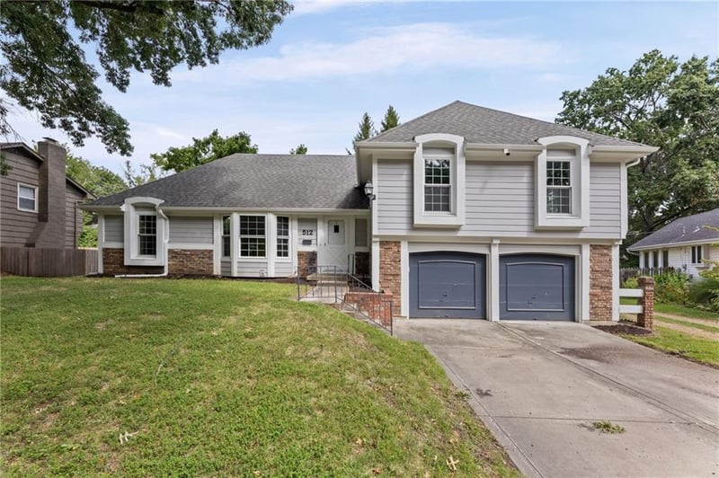 512 E 117th Ter, Kansas City, MO 64131