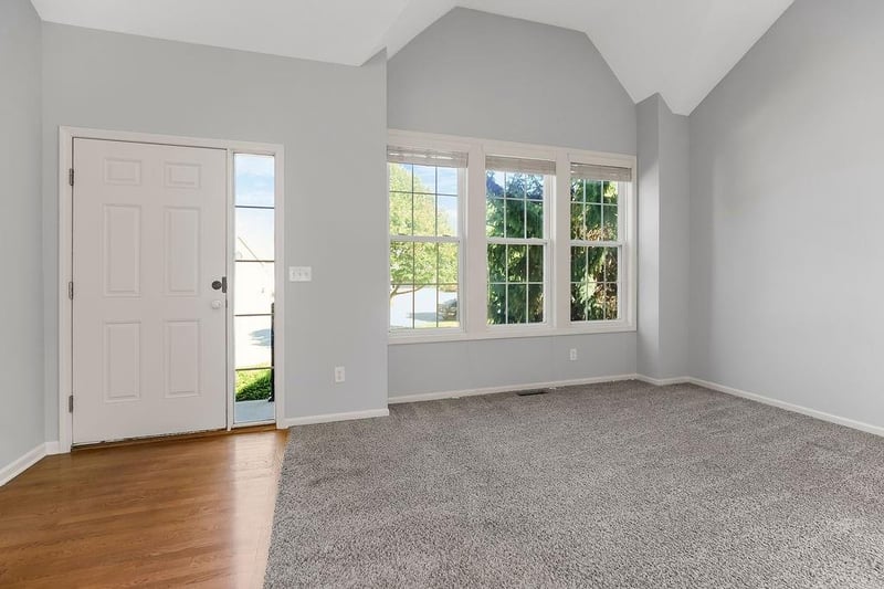 11934 S Lincoln St, Olathe, KS 66061