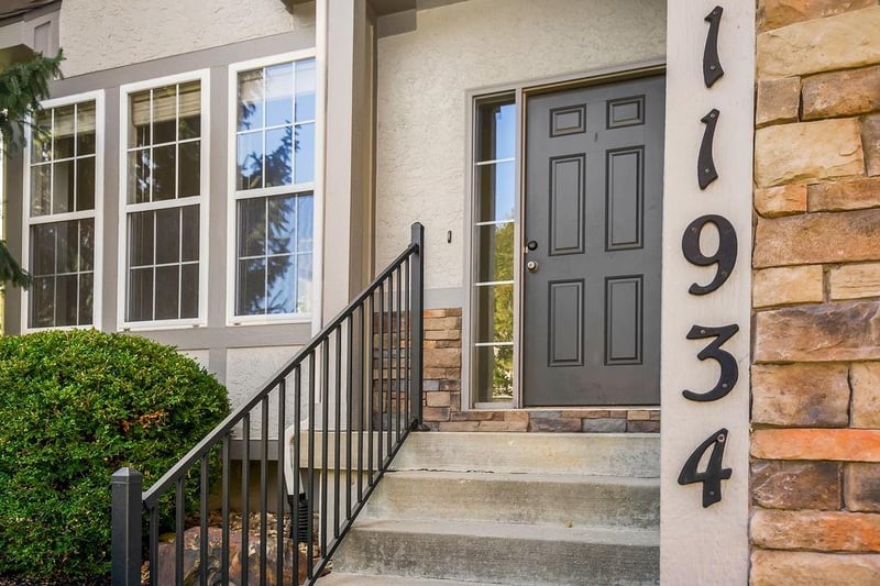 11934 S Lincoln St, Olathe, KS 66061