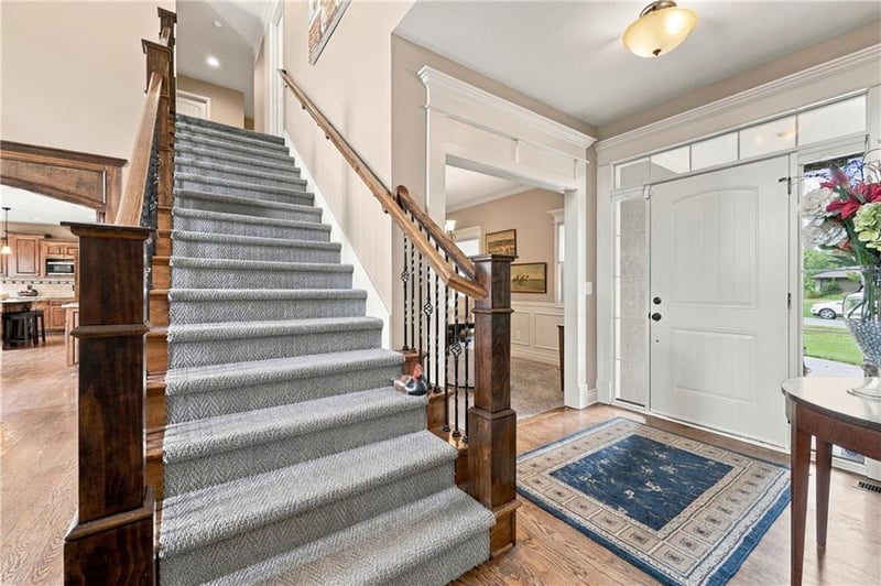 17625 Rock Island Dr, Pleasant Hill, MO 64080