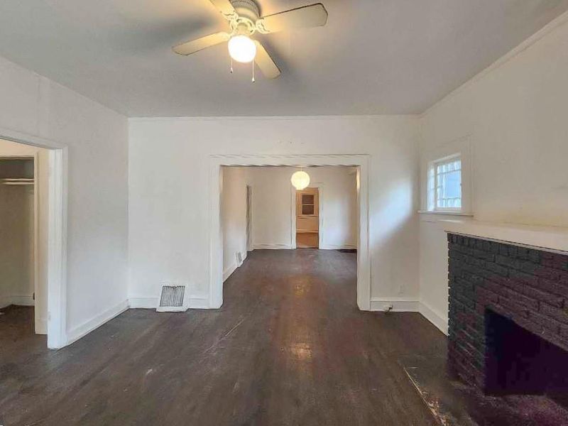 5508 Garfield Ave, Kansas City, MO 64130